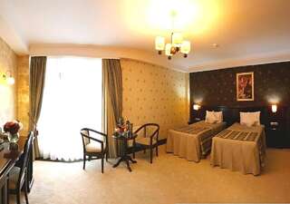Отель President Resort Hotel Кишинёв Стандартный двухместный номер с 2 отдельными кроватями-1